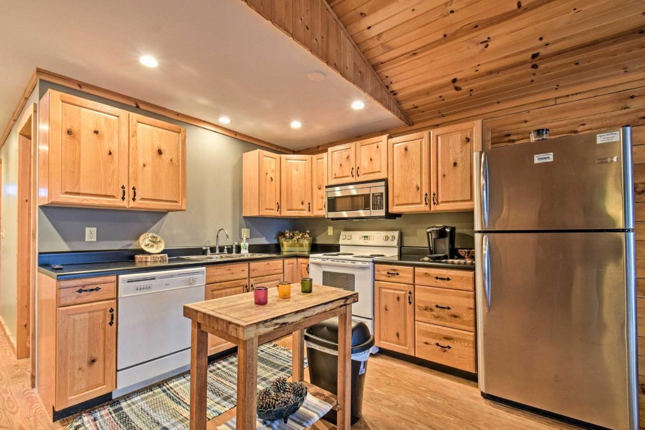 Cozy Amish Country Cabin On Shipshewana Lake! מראה חיצוני תמונה